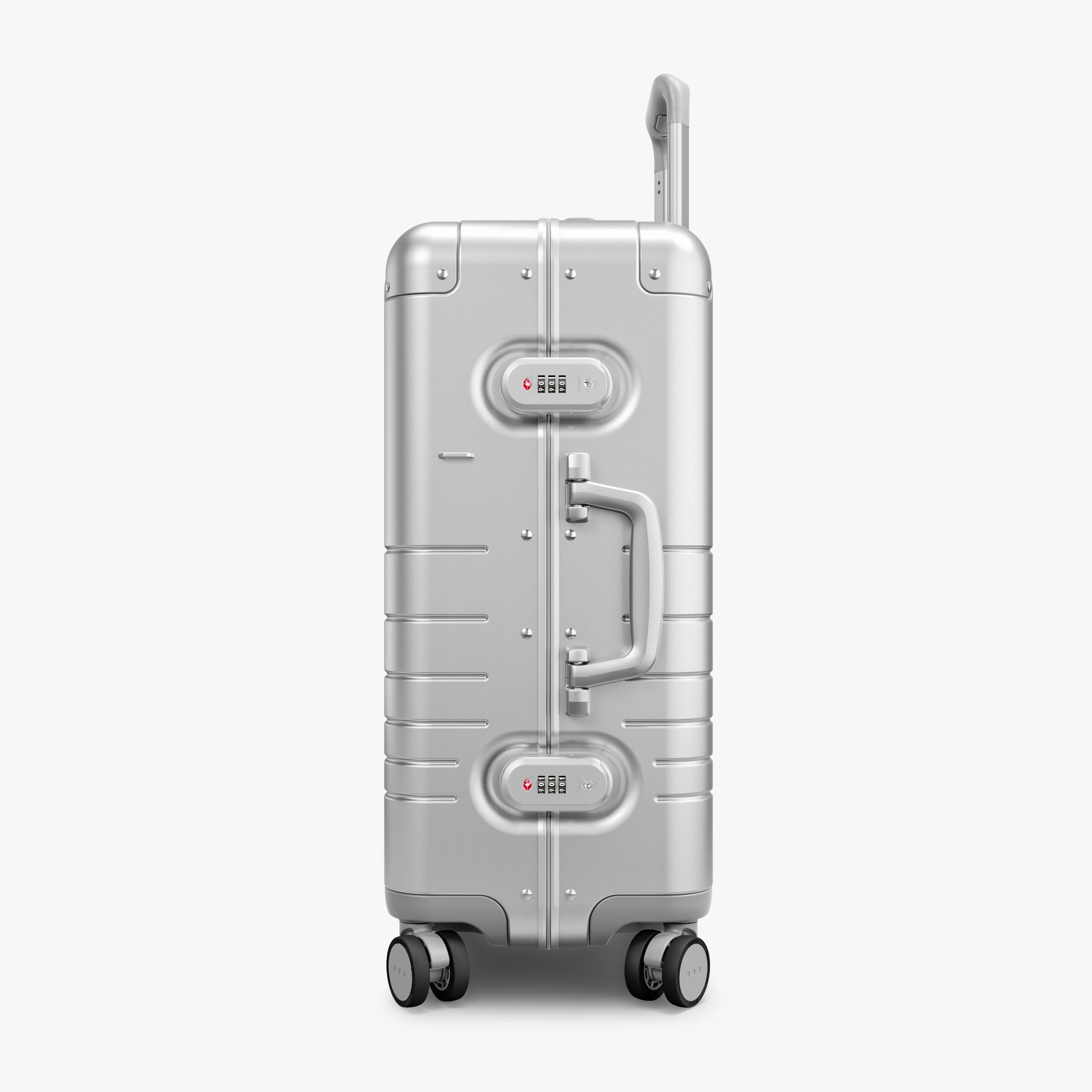 Aluminum Carry-On Plus - Image 37