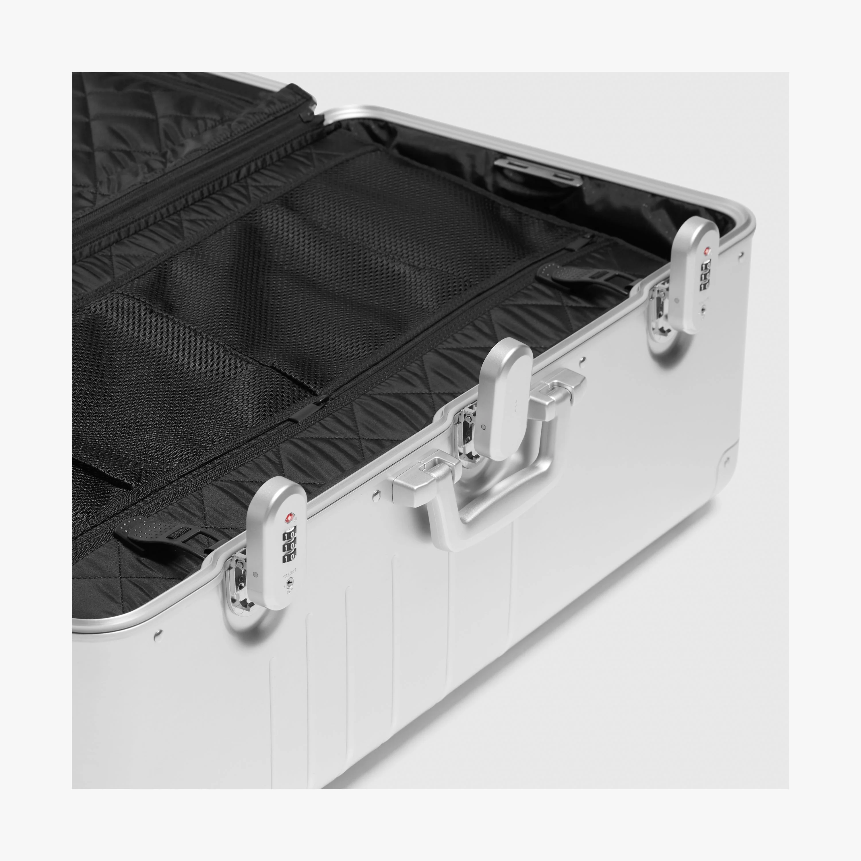 Aluminum Trunk Large - Image 46