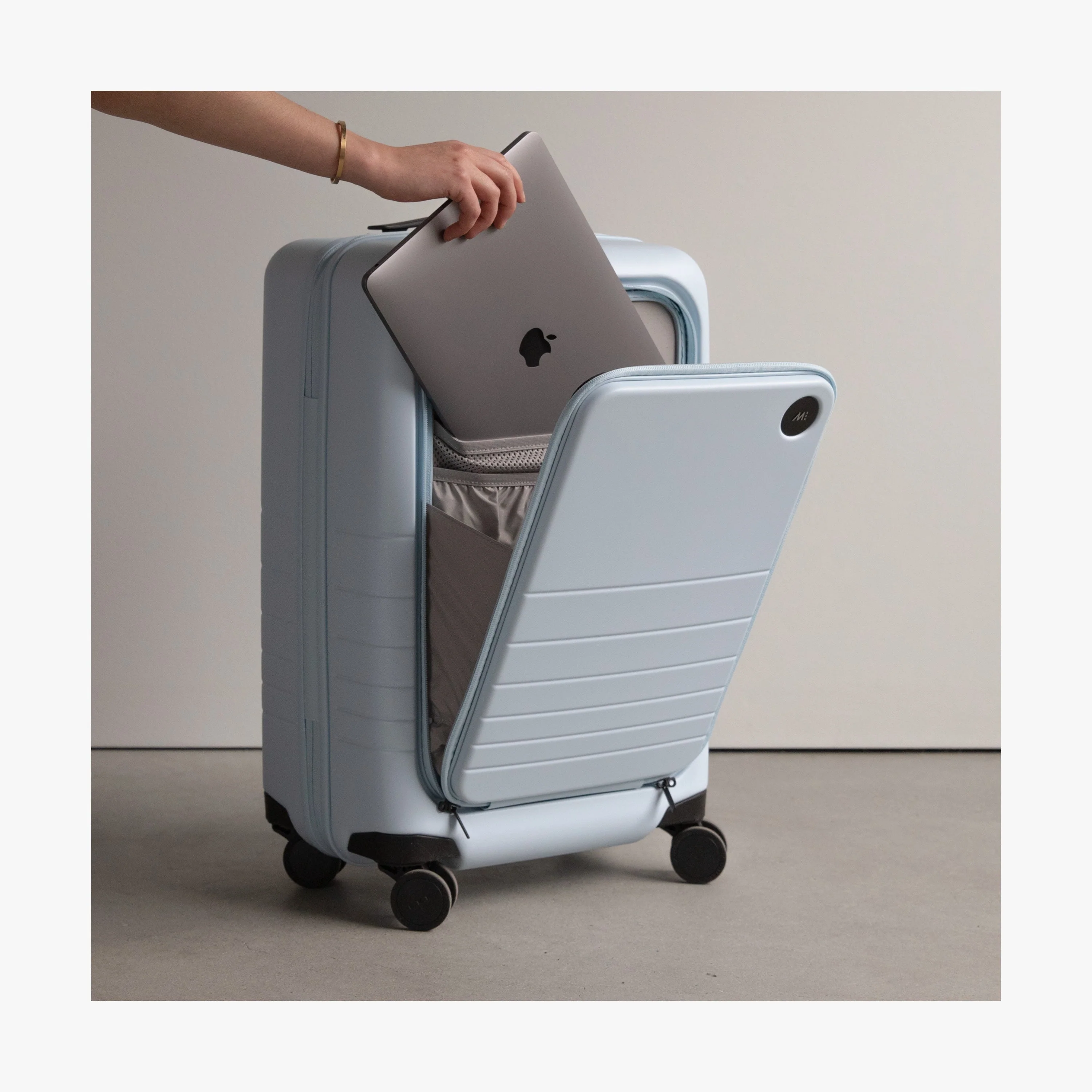 Carry-On Pro Plus - Image 180