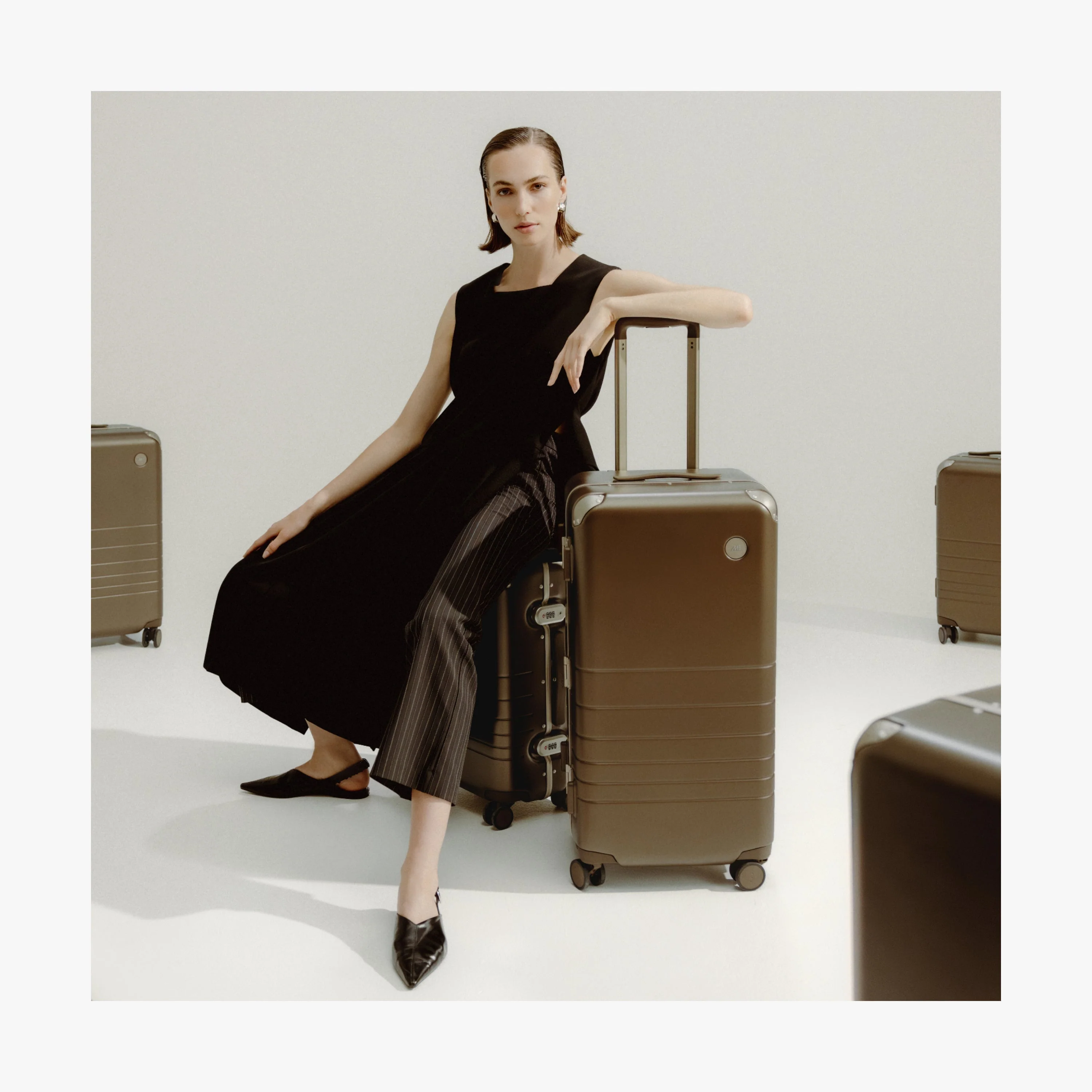 Hybrid Carry-On - Image 109