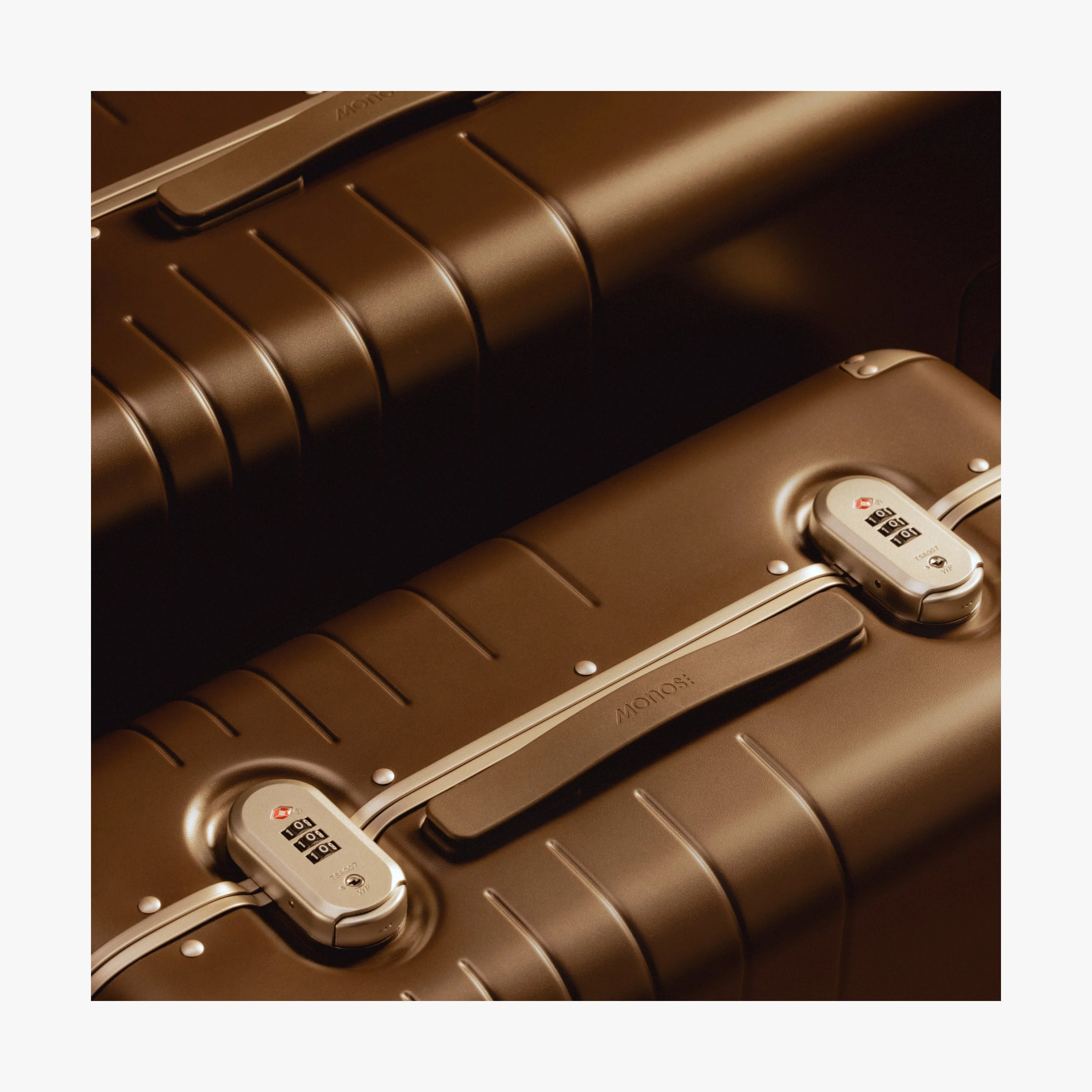 Hybrid Carry-On - Image 111