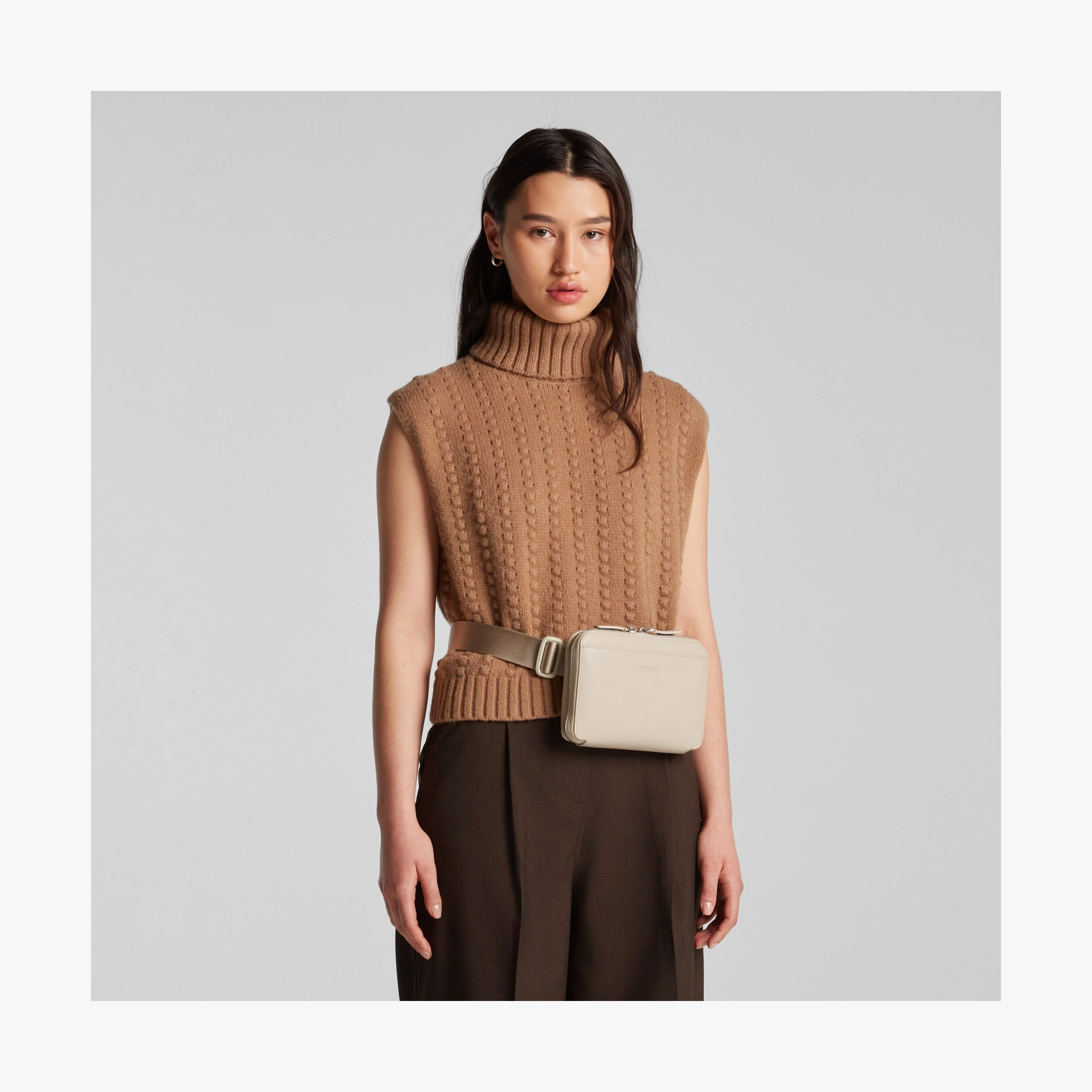 Metro Belt Bag - Image 19